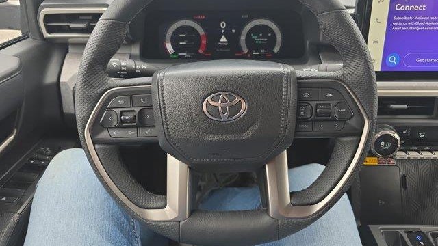 2025 Toyota Tacoma TRD Sport HV