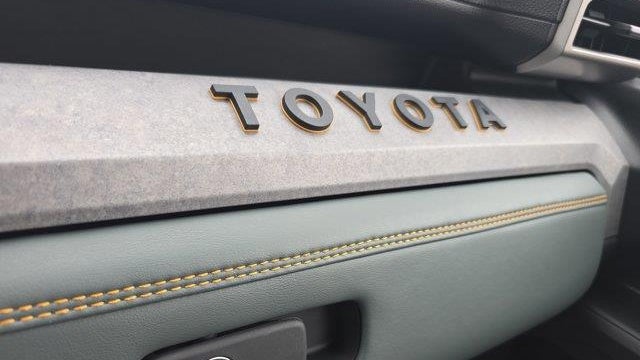 2025 Toyota Tacoma TRD Sport HV