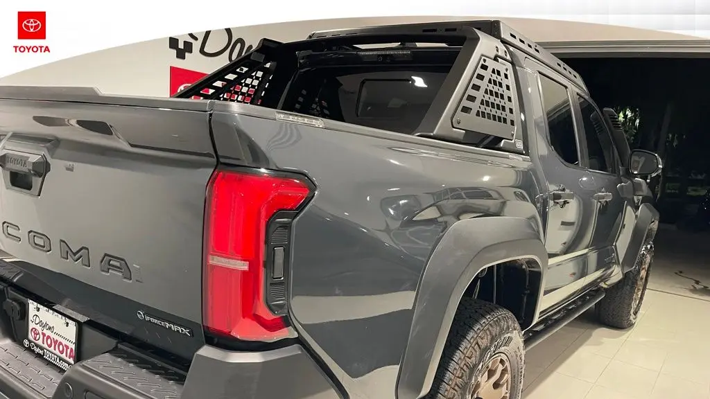 2025 Toyota Tacoma TRD Sport HV