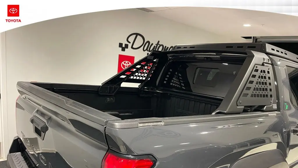2025 Toyota Tacoma TRD Sport HV