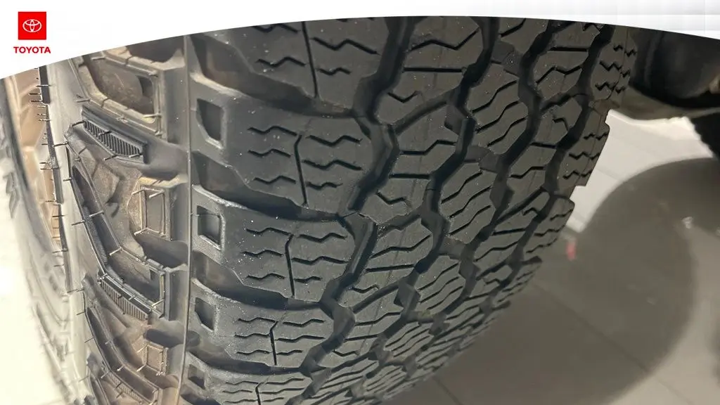 2025 Toyota Tacoma TRD Sport HV