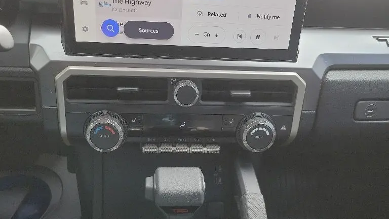 2025 Toyota Tacoma Trailhunter HV