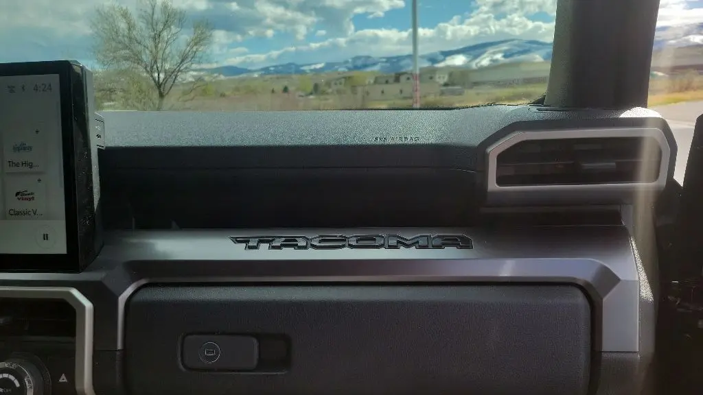 2025 Toyota Tacoma Trailhunter HV