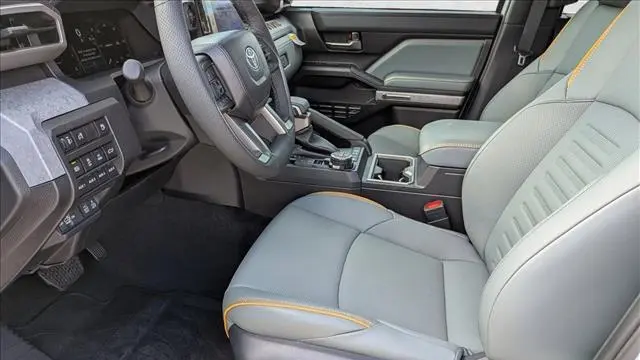 2025 Toyota Tacoma TRD Sport HV