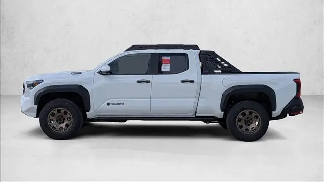 2025 Toyota Tacoma TRD Sport HV