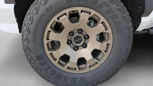 2025 Toyota Tacoma TRD Sport HV