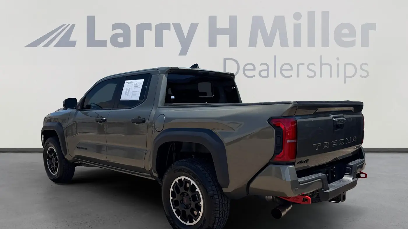 2026 Toyota Tacoma TRD Sport HV