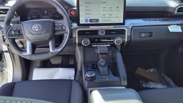 2024 Toyota Tacoma TRD Sport HV