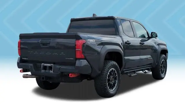 2025 Toyota Tacoma TRD Sport HV