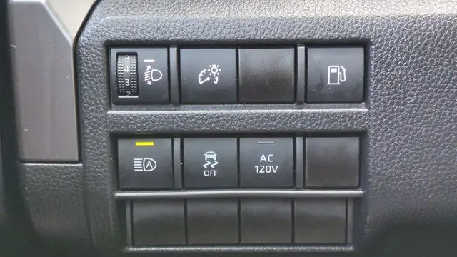 2025 Toyota Tacoma TRD Sport HV