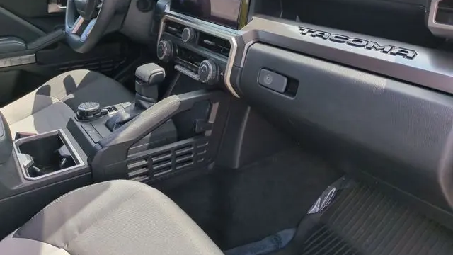 2025 Toyota Tacoma TRD Sport HV