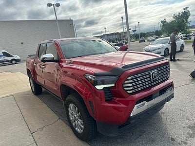 2025 Toyota Tacoma 4X4 TRD Sport HV 4DR Double Cab 5.0 FT SB