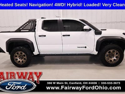 2025 Toyota Tacoma 4X4 TRD Sport HV 4DR Double Cab 5.0 FT SB