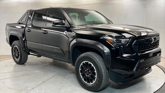 2025 Toyota Tacoma TRD Sport HV