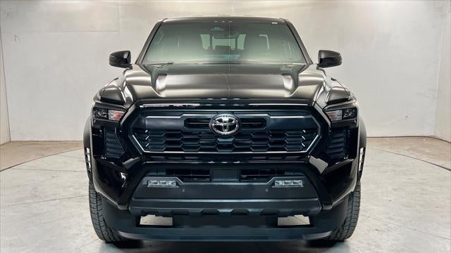 2025 Toyota Tacoma TRD Sport HV