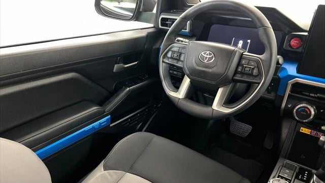 2025 Toyota Tacoma TRD Sport HV
