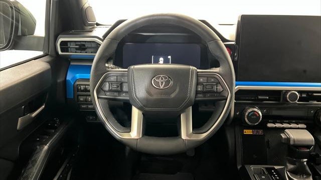 2025 Toyota Tacoma TRD Sport HV