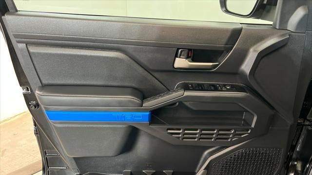 2025 Toyota Tacoma TRD Sport HV