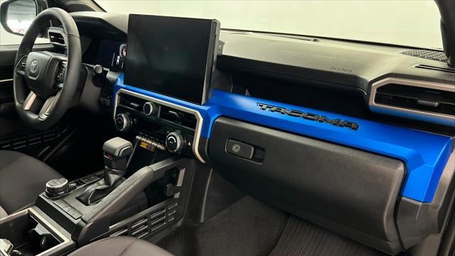 2025 Toyota Tacoma TRD Sport HV