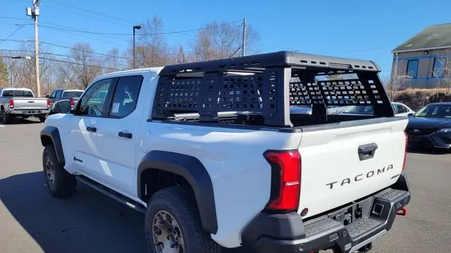 2025 Toyota Tacoma TRD Sport HV