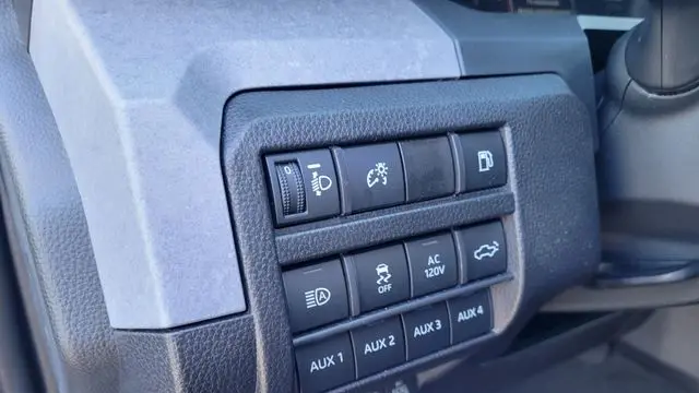2025 Toyota Tacoma TRD Sport HV