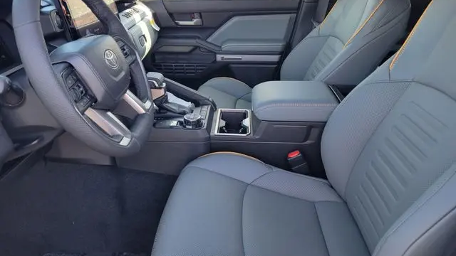 2025 Toyota Tacoma TRD Sport HV