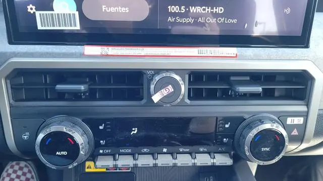 2025 Toyota Tacoma TRD Sport HV