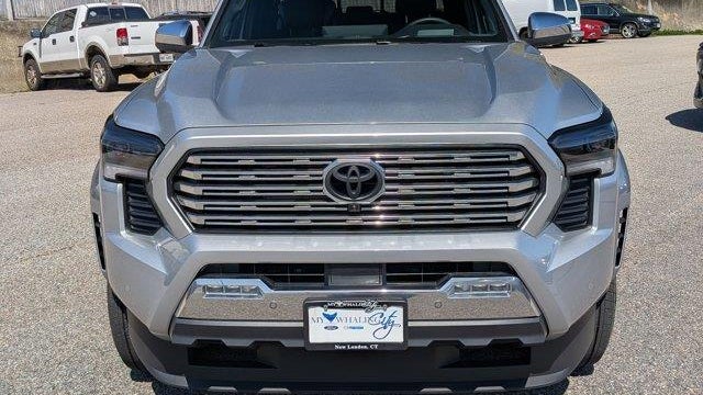2025 Toyota Tacoma TRD Sport HV