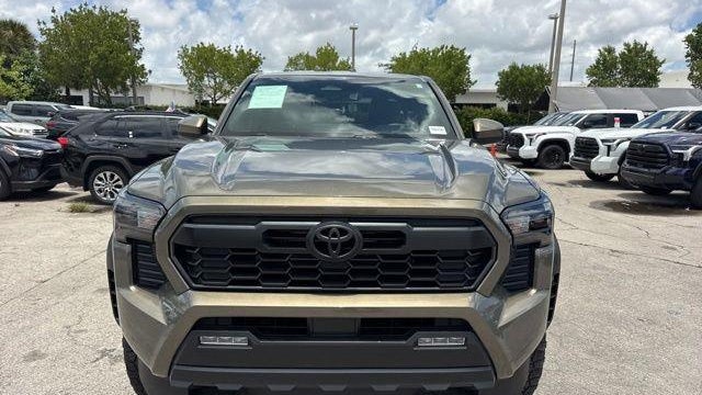 2025 Toyota Tacoma Trailhunter HV