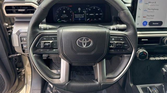2025 Toyota Tacoma Trailhunter HV