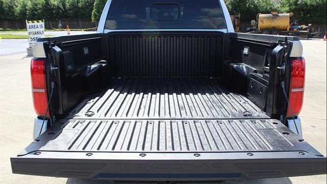 2026 Toyota Tacoma TRD Sport HV