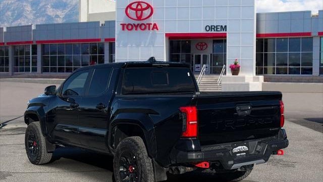 2024 Toyota Tacoma TRD Sport HV