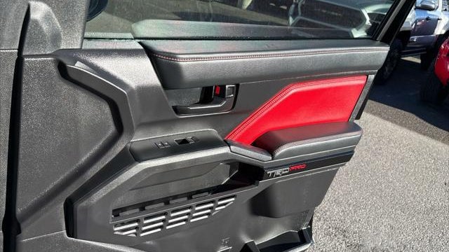 2024 Toyota Tacoma TRD Sport HV
