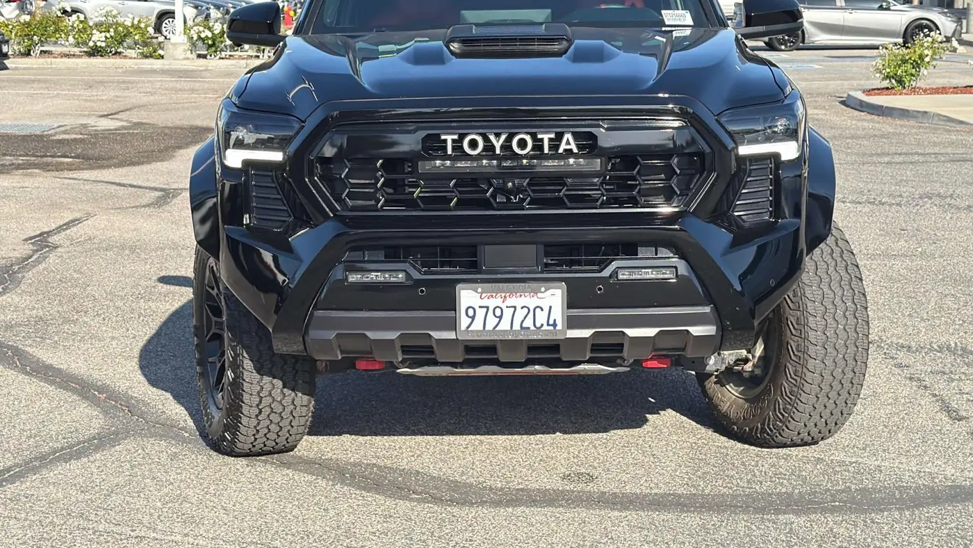 2025 Toyota Tacoma Trailhunter HV