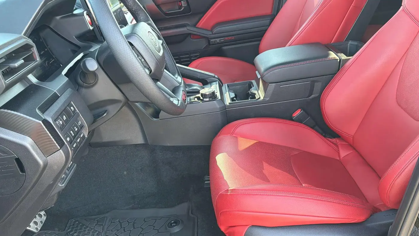 2025 Toyota Tacoma Trailhunter HV