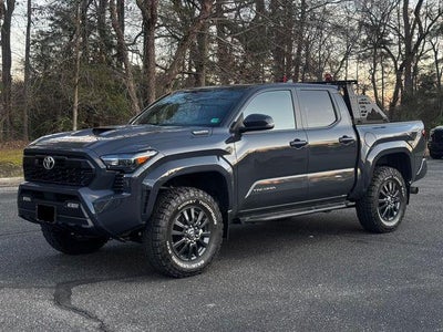 2024 Toyota Tacoma 4X4 TRD Sport HV 4DR Double Cab 5.0 FT SB