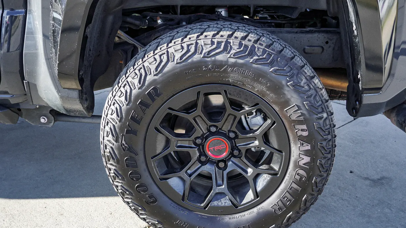2025 Toyota Tacoma TRD Off-Road HV