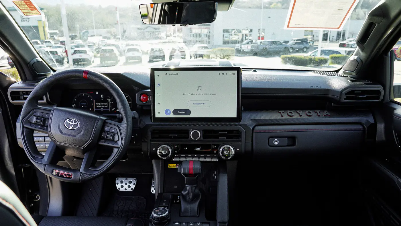 2025 Toyota Tacoma TRD Off-Road HV