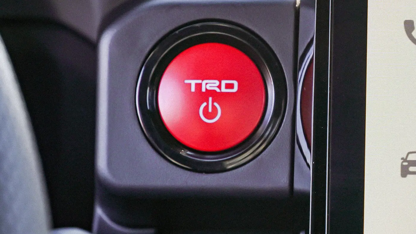2025 Toyota Tacoma TRD Off-Road HV