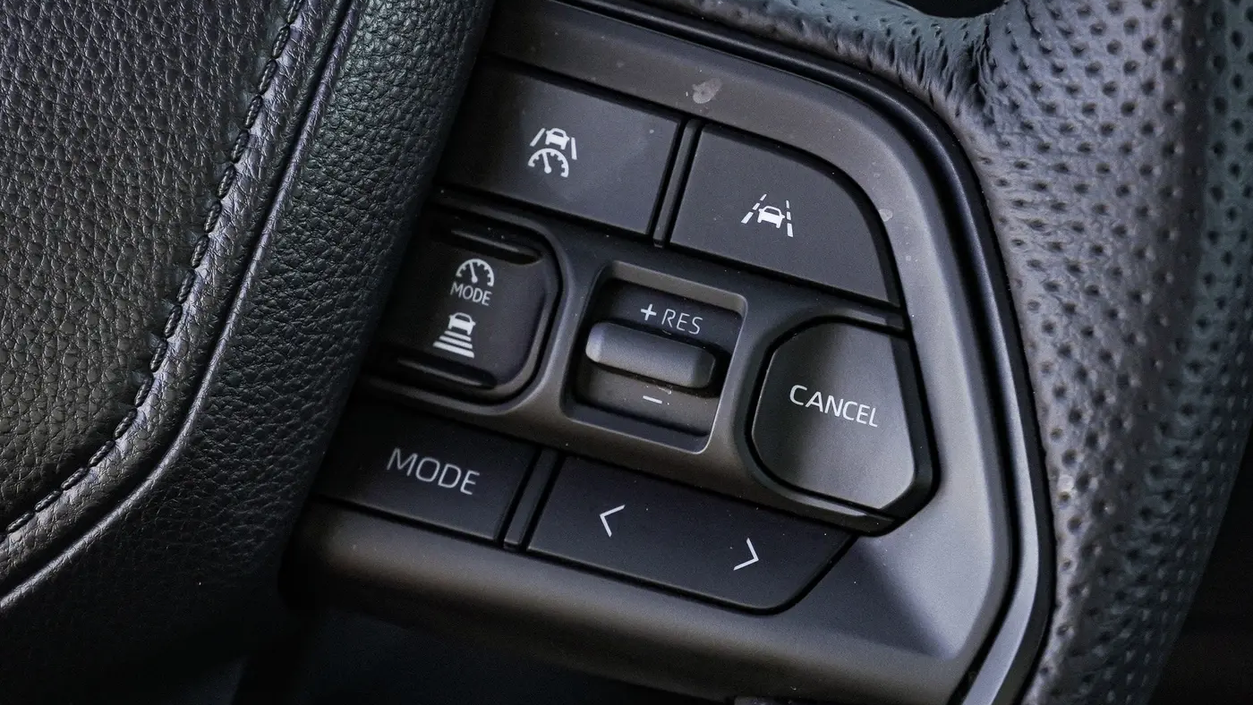2025 Toyota Tacoma TRD Off-Road HV