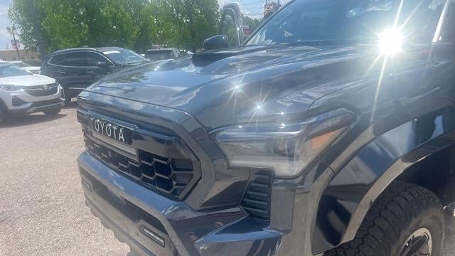 2025 Toyota Tacoma TRD Sport HV