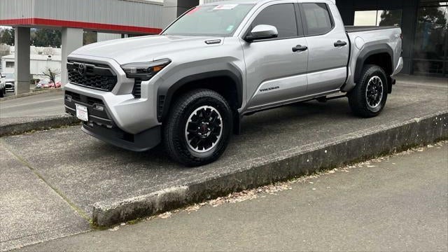 2025 Toyota Tacoma Trailhunter HV