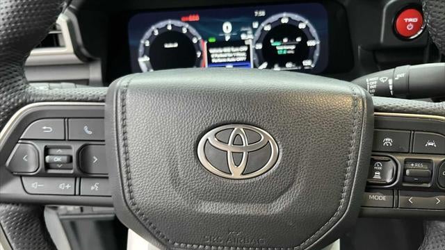 2025 Toyota Tacoma Trailhunter HV