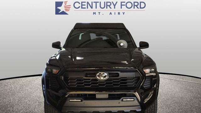 2025 Toyota Tacoma TRD Sport HV