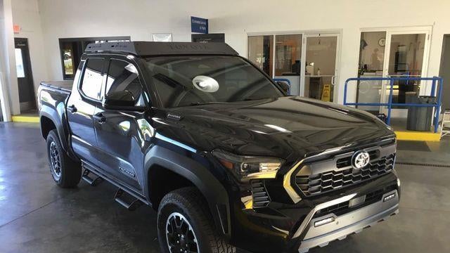 2025 Toyota Tacoma TRD Sport HV