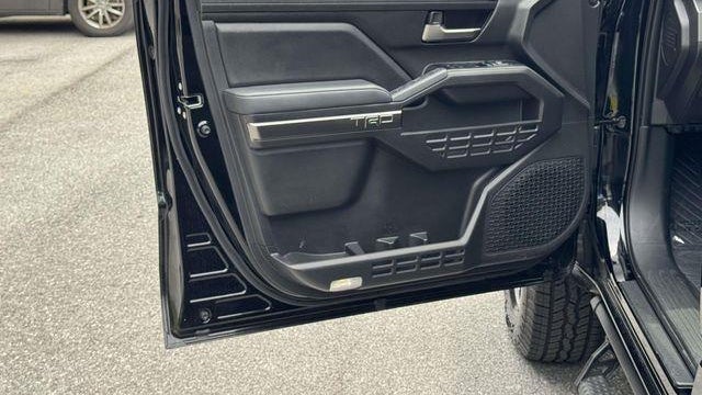 2025 Toyota Tacoma TRD Sport HV