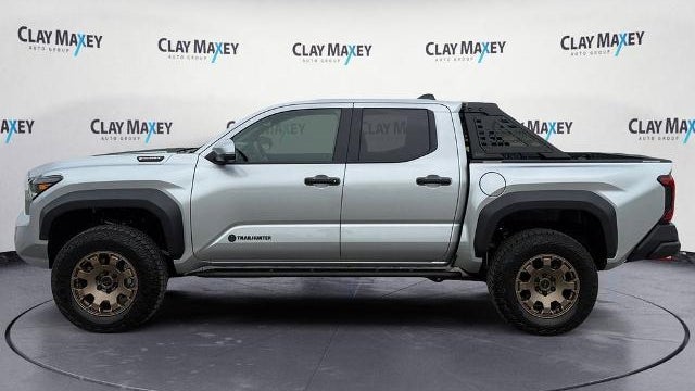 2025 Toyota Tacoma TRD Sport HV