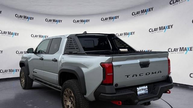 2025 Toyota Tacoma TRD Sport HV
