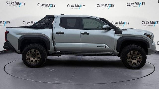 2025 Toyota Tacoma TRD Sport HV