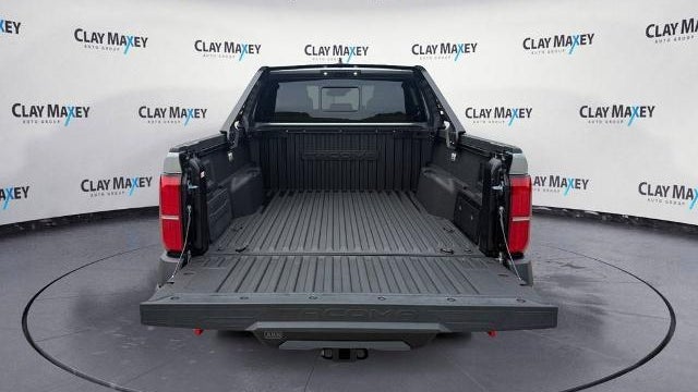 2025 Toyota Tacoma TRD Sport HV